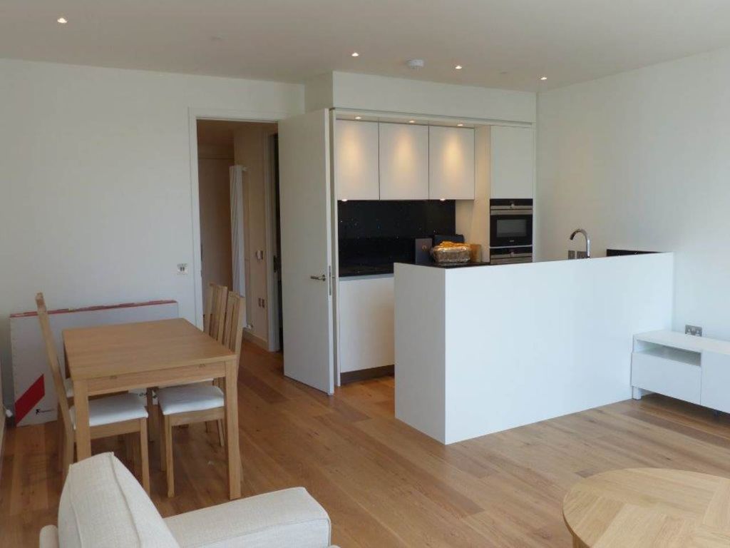Property photo 3 of 7 Dining