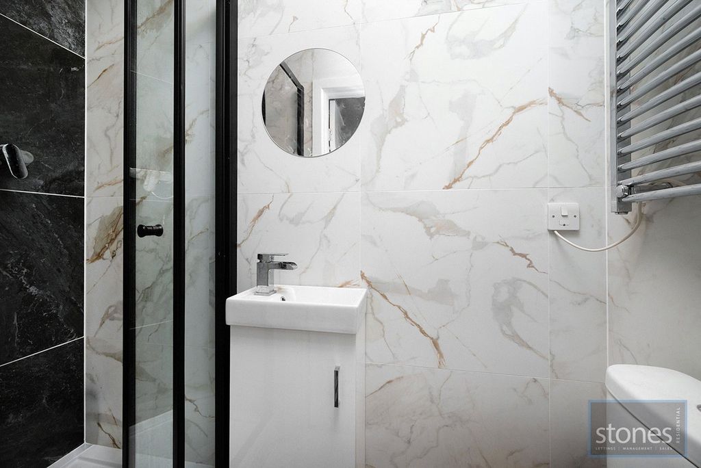 Property photo 3 of 7 Picture No. 15