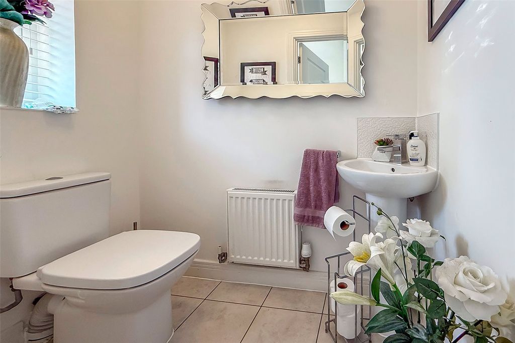 Property photo 3 of 14 Picture No. 18