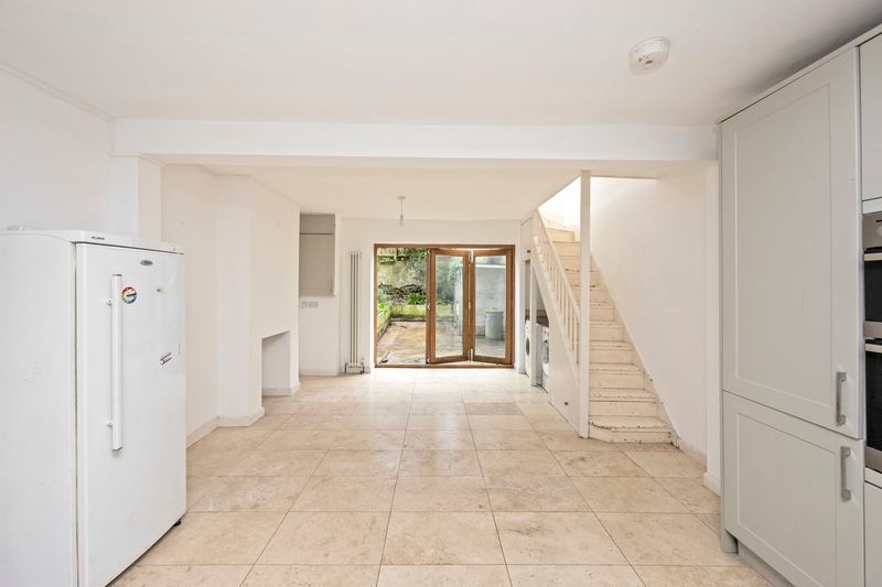 Property photo 2 of 18 Photo 11