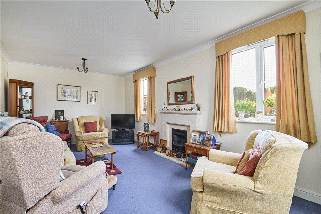 Property photo 2 of 18 Picture No. 13