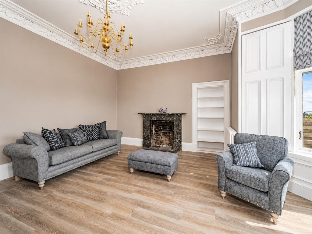 Property photo 3 of 29 12B The Esplanade Broughty Ferry-7.Jpg