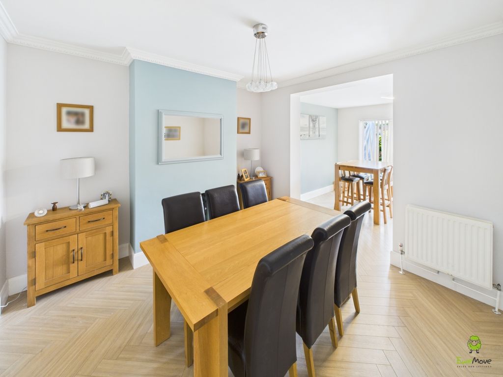 Property photo 1 of 18 Presented By Robert At Ewemove Bexleyheath And Dar