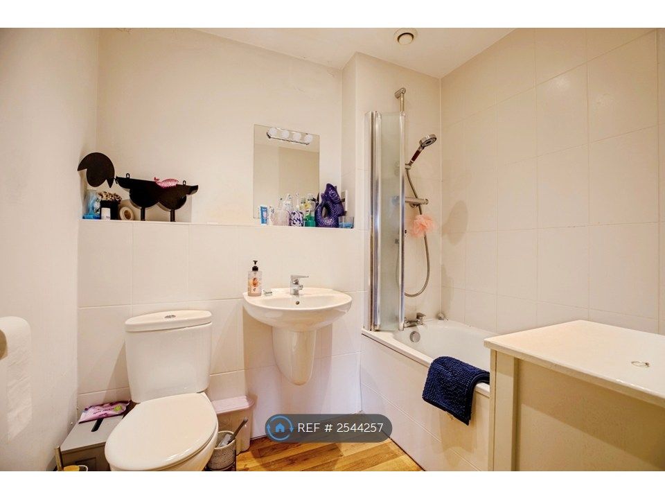 Property photo 2 of 6