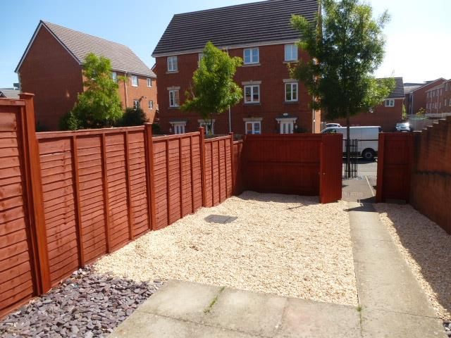 Property photo 3 of 10 Garden