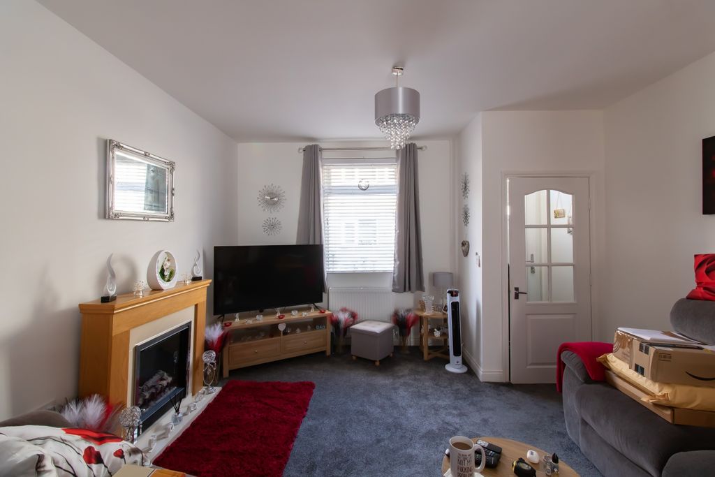 Property photo 2 of 15 Image 1