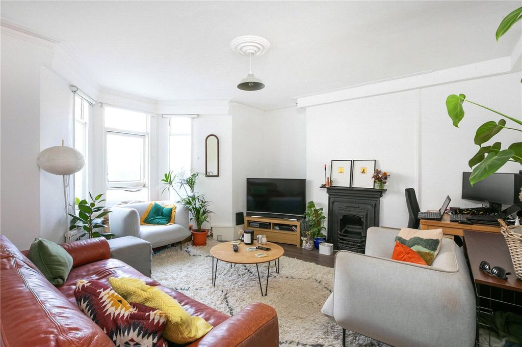 Property photo 1 of 11 Picture No. 02