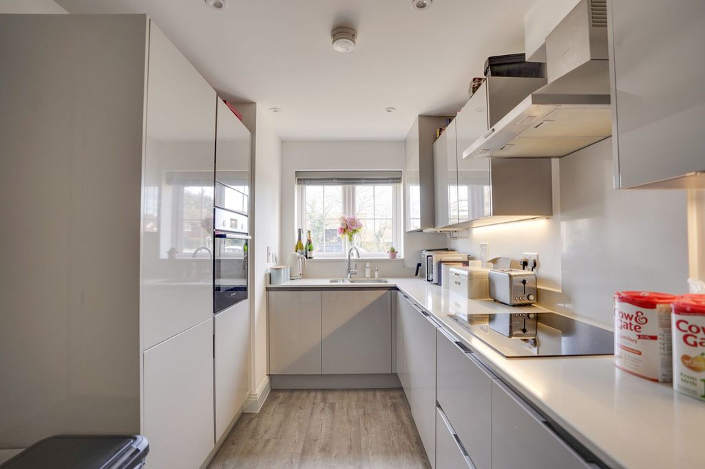 Property photo 2 of 15