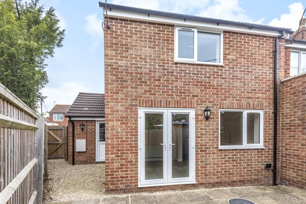 Property photo 3 of 9 External View