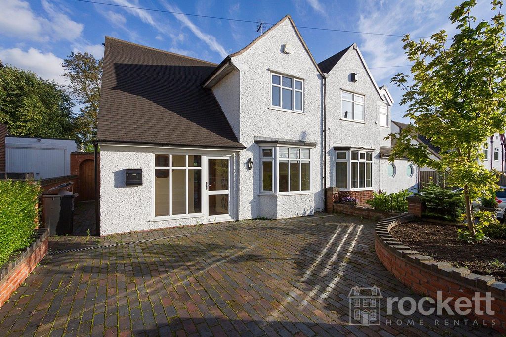 Property photo 3 of 52 Picture 3