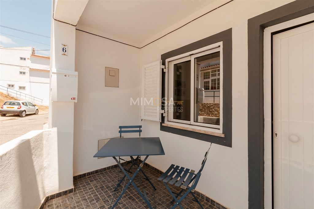 Property photo 3 of 25