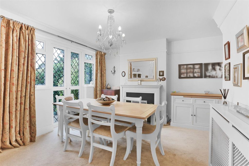 Property photo 3 of 25 1552677821 - 15.Jpg