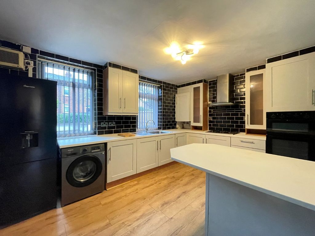 Property photo 2 of 10 Picture No. 04