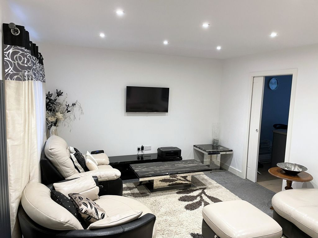 Property photo 1 of 18 Img_0205 - Edited