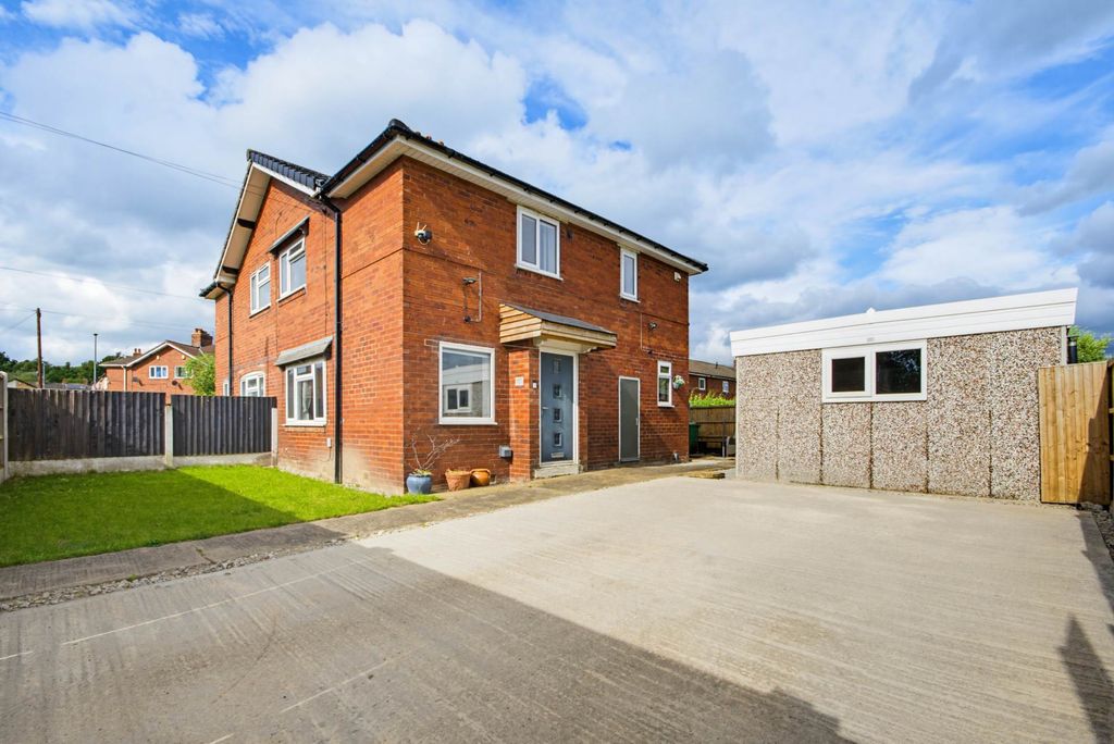 Property photo 1 of 29