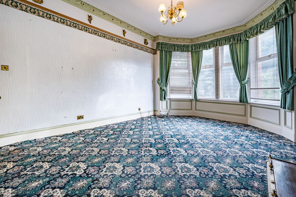 Property photo 3 of 24
