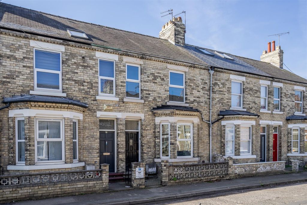 Property photo 1 of 14 14 Hs-2.Jpg