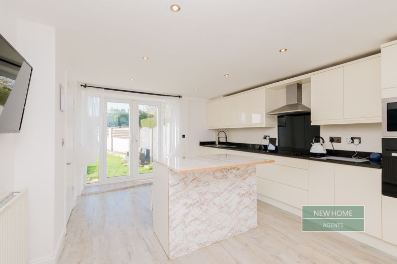 Property photo 2 of 20 Photo 13