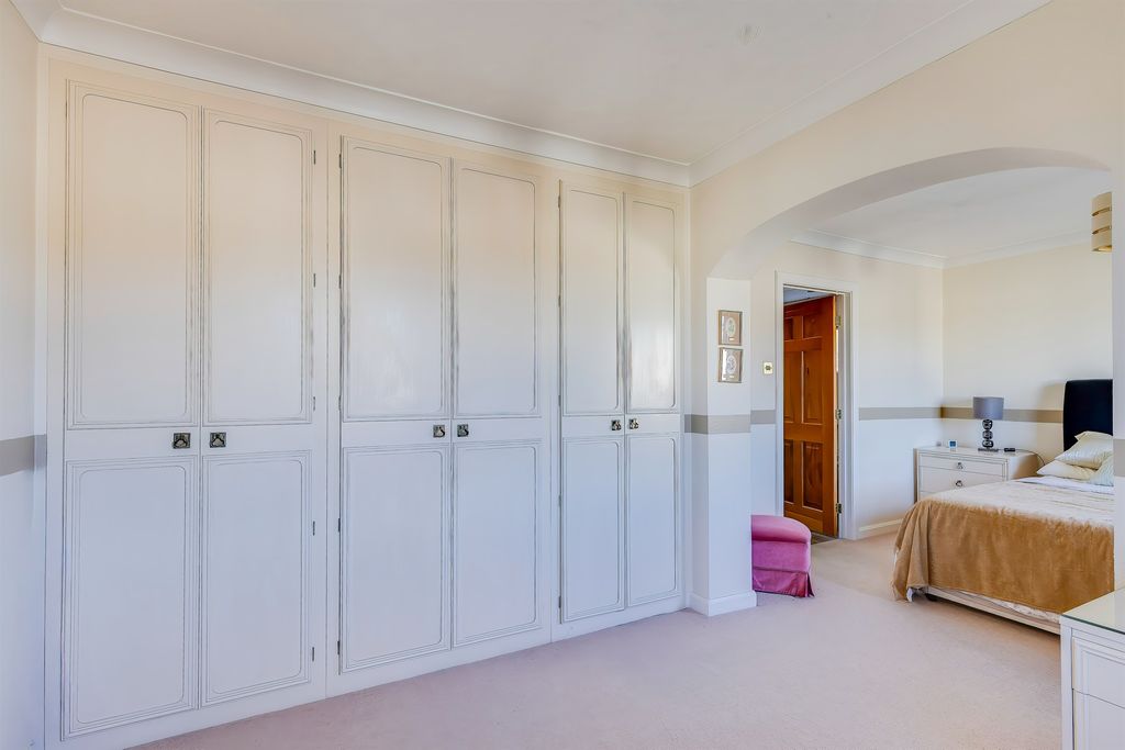 房产图片 27 - 出售独立别墅，四卧室，Holly Grove，Lisvane，卡迪夫 CF14