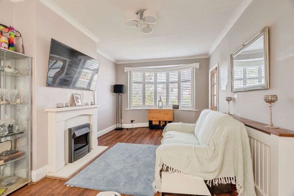 Property photo 2 of 22 Pbox-Img.Jpg