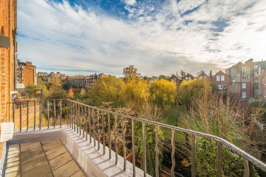 Property photo 3 of 3