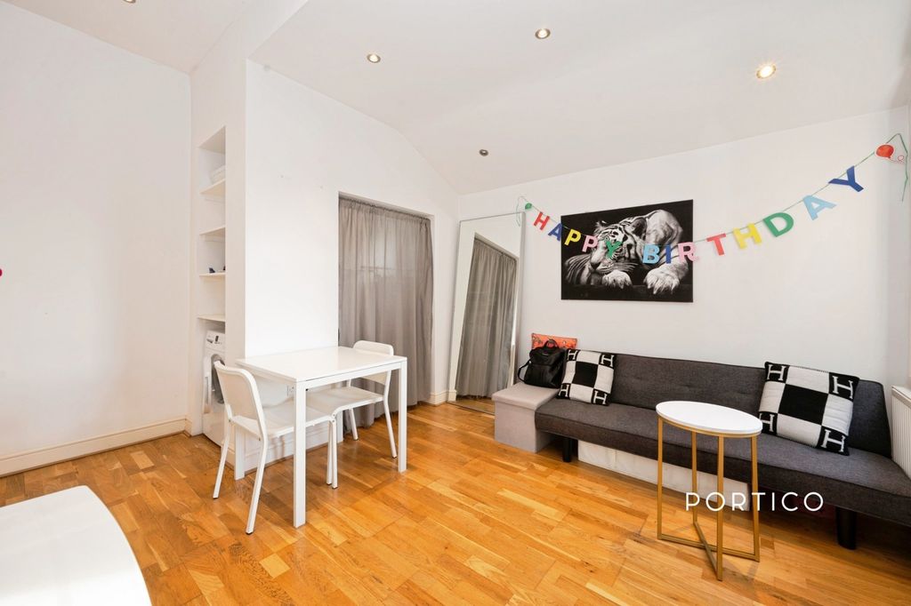 Property photo 2 of 12 Pbox-Img.Jpg