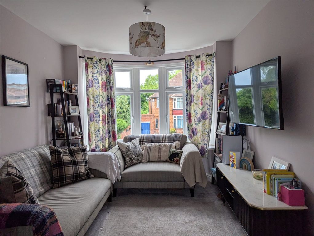 Property photo 2 of 15 Picture No. 27