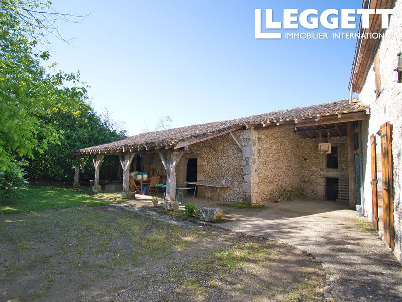 Property photo 2 of 10