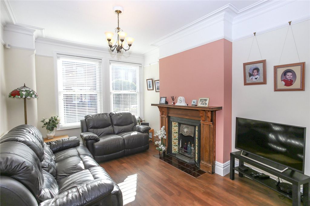 Property photo 2 of 30 Picture No. 07