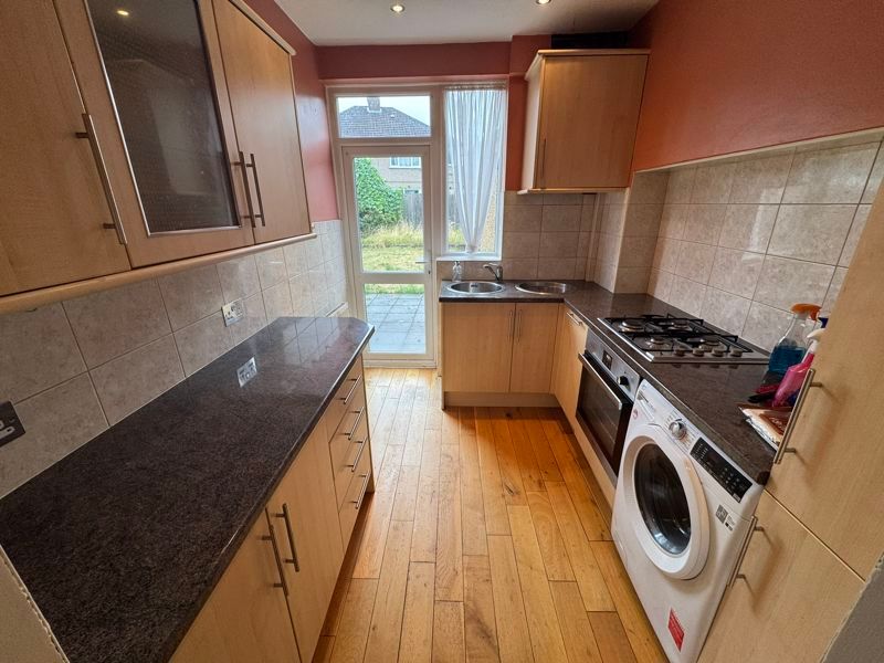 Property photo 3 of 14 Photo 10