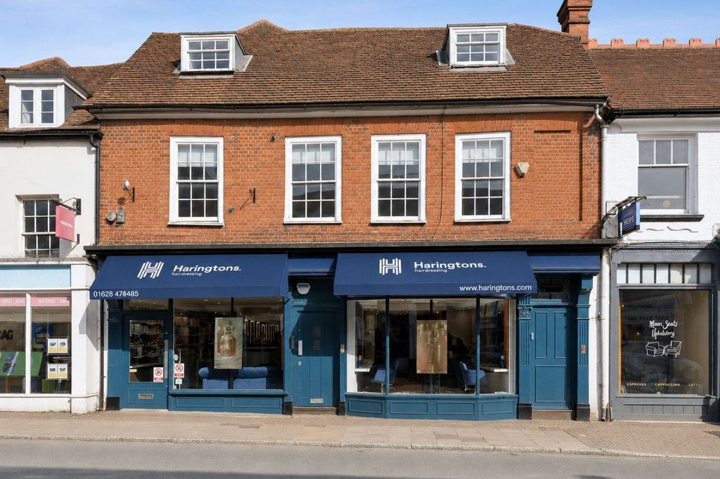Property photo 1 of 6 11-15 High Street 1.Jpg