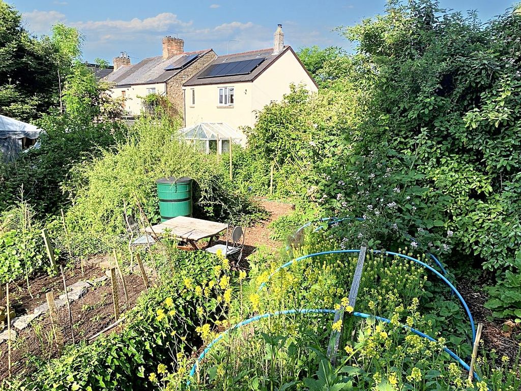 Property photo 2 of 19 Gallery