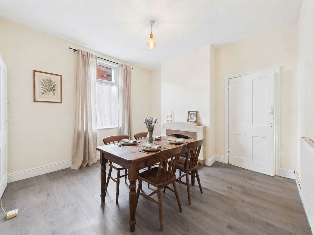 Property photo 3 of 18 Dining Room (Virtually Furnished)