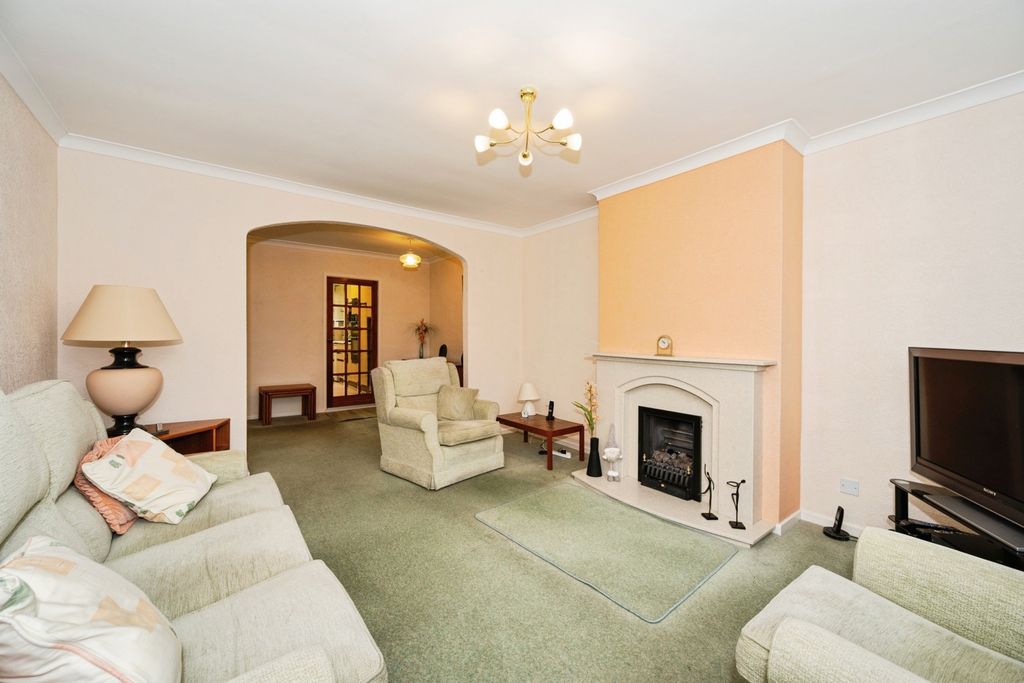 Property photo 3 of 13 Living Room