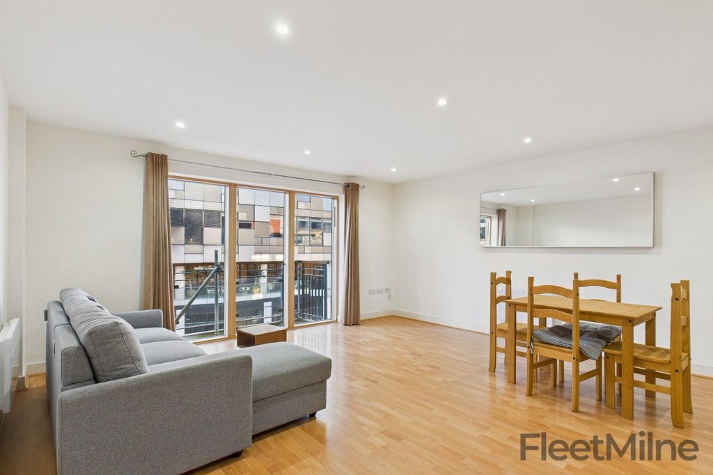 Property photo 1 of 11 Living Area
