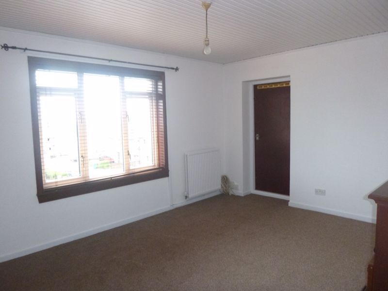 Property photo 2 of 13 Lounge