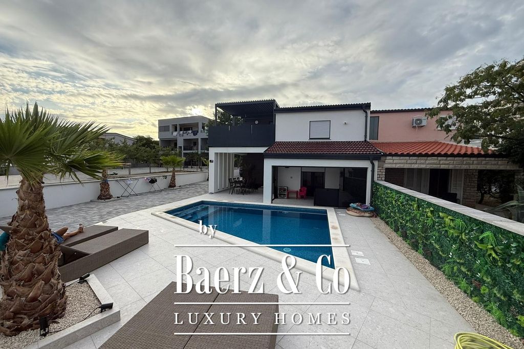 Property photo 3 of 30