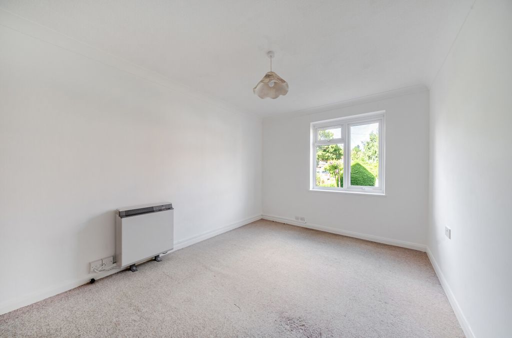 Property photo 3 of 18 1471402-8-6A27E05...