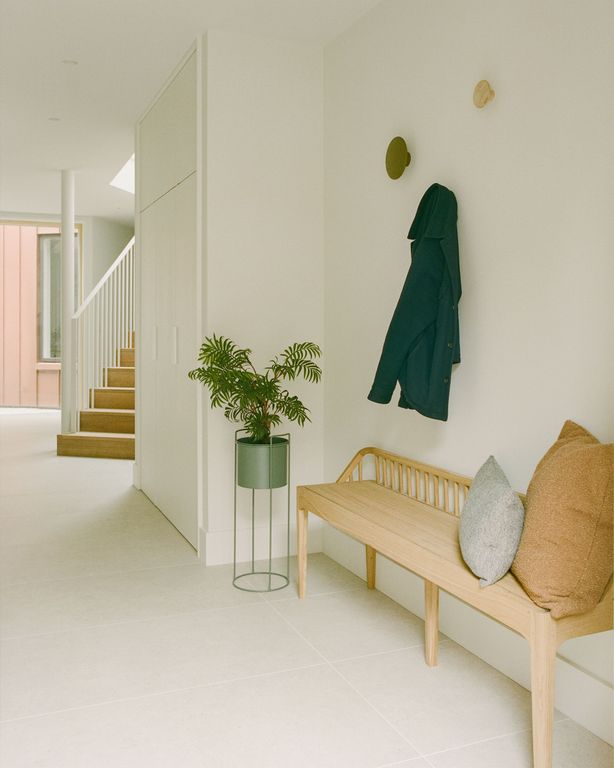 Property photo 2 of 24