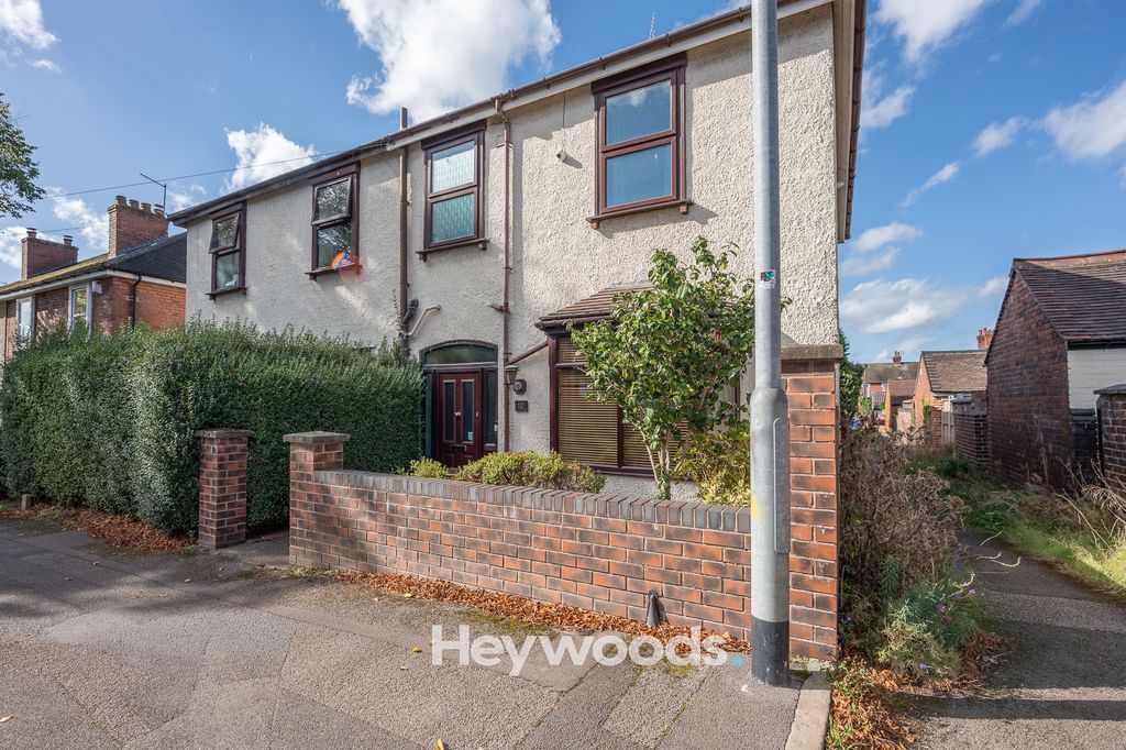 Property photo 1 of 31