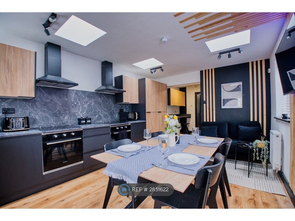 Property photo 2 of 25 Open Plan Kitchen/Diner