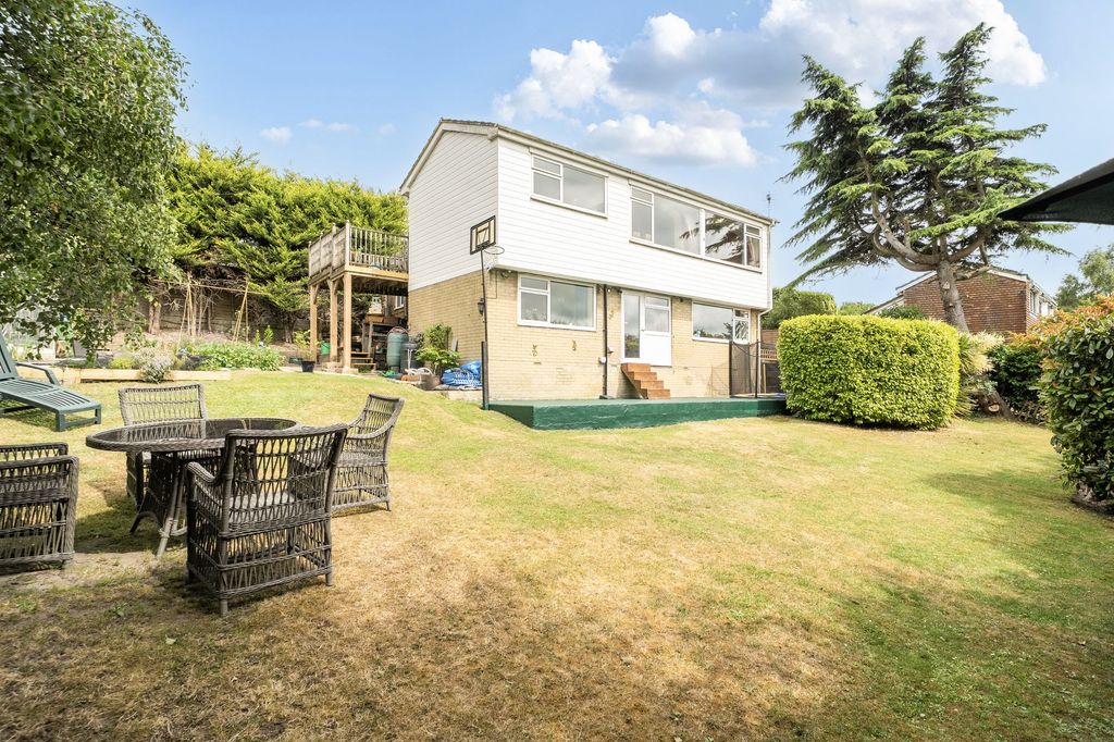 Property photo 1 of 21