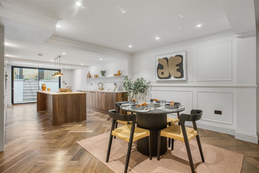 Property photo 2 of 26 Kitchen