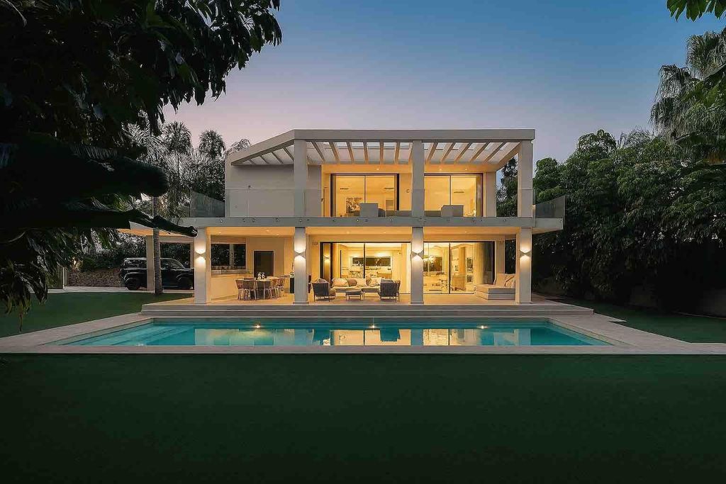 Property photo 1 of 60