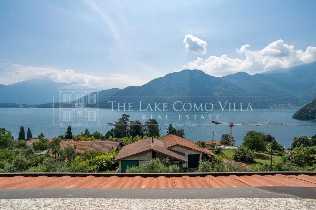 Property photo 2 of 43