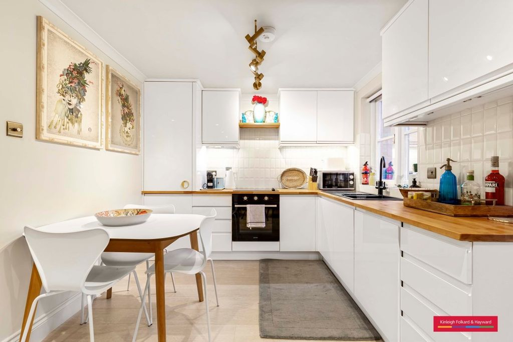 Property photo 2 of 12 Picture No. 02