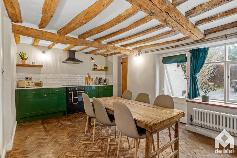 Property photo 2 of 16 Photo 11