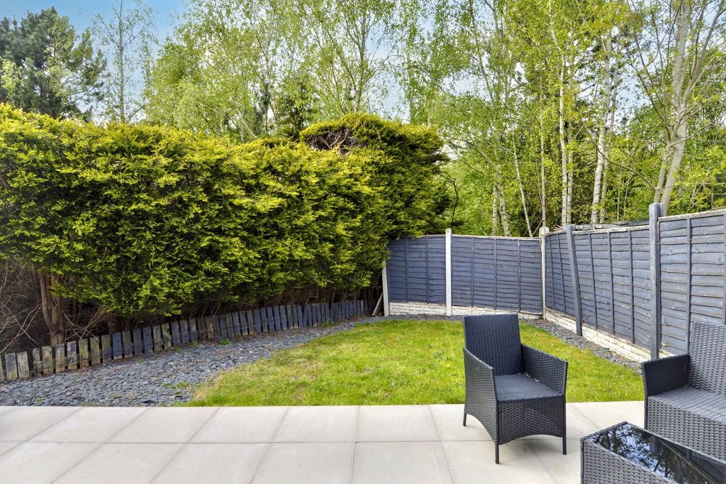 Property photo 2 of 47