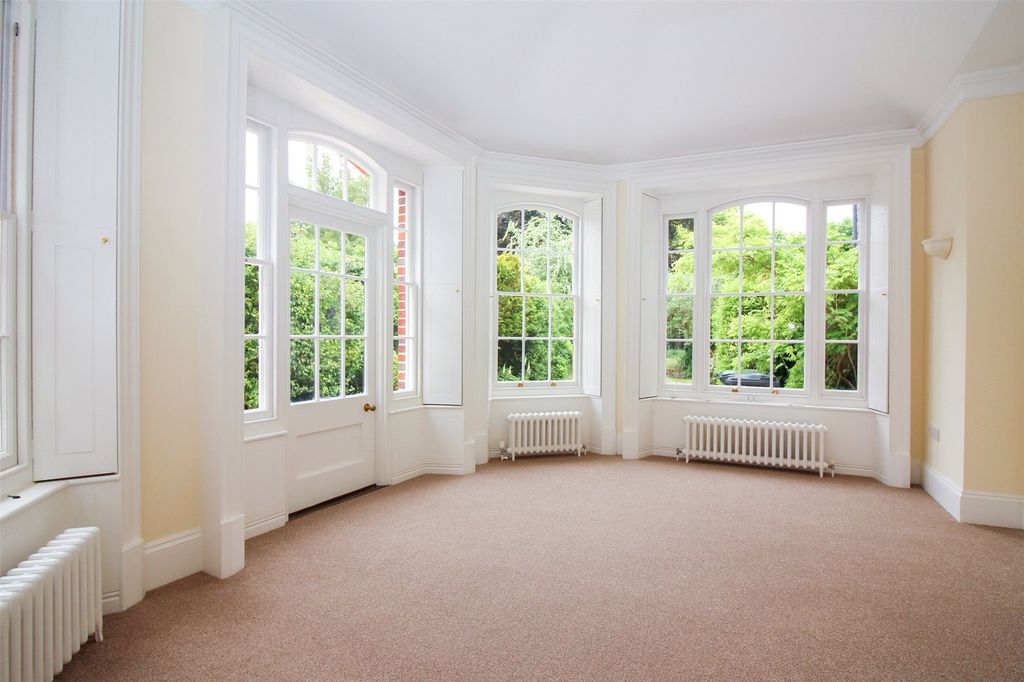 Property photo 3 of 18 Picture No. 03