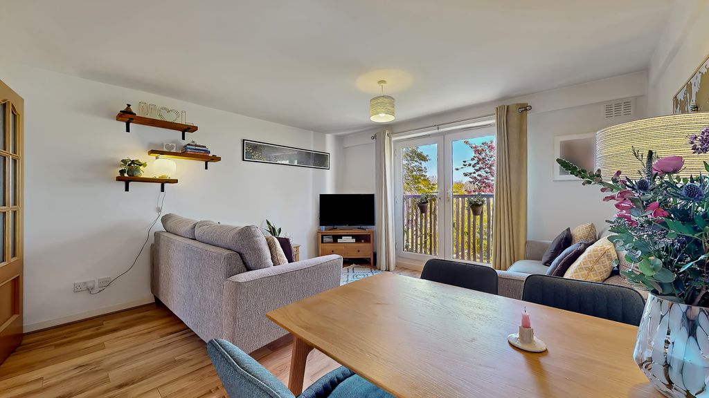 Property photo 2 of 35 25-Print-12 Thornbank Street Flat 1.2_20